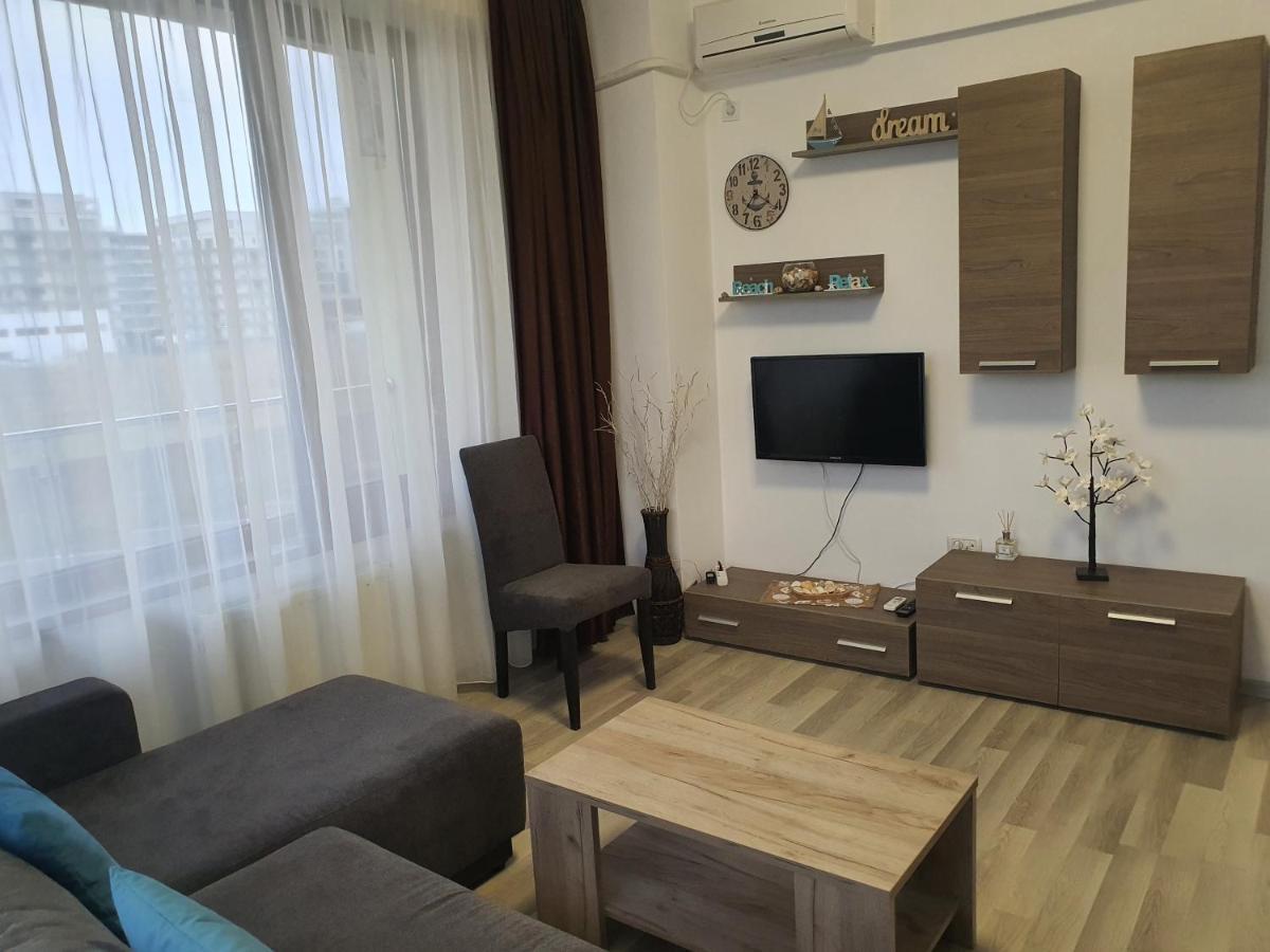 Alegria Summerland Mamaia Exterior photo